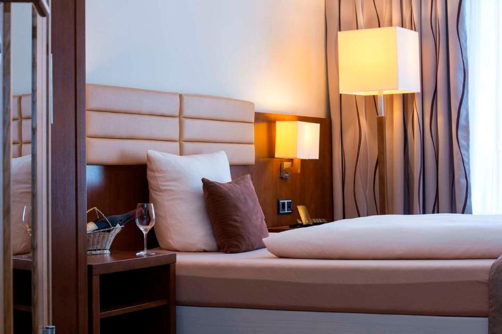 Hotel Simon'S Plaza Grevenmacher Rum bild